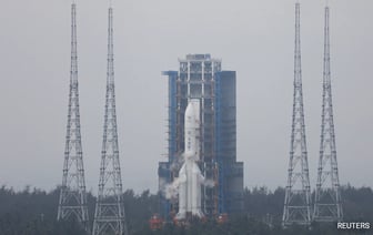 Китай запустит первый космический туристический аппарат к 2028 году.