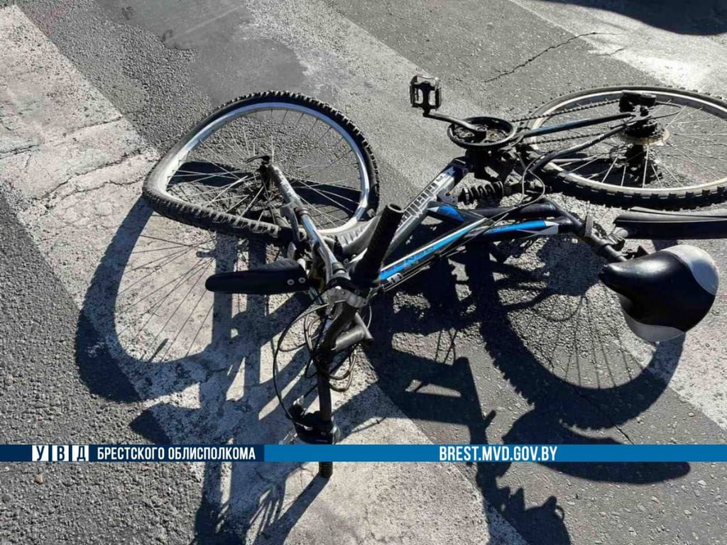 В Березе сбили 50-летнего велосипедиста