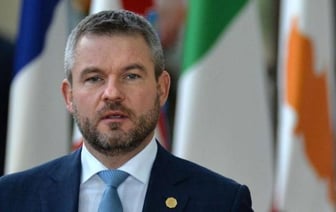 Президент Словакии: Украине придется уступить часть территорий России