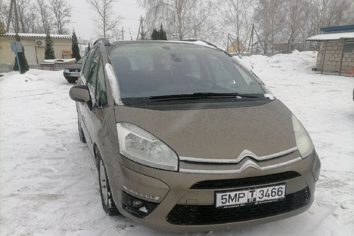 Белорус купил Citroen C4 Grand Picasso «без пробега по РБ»