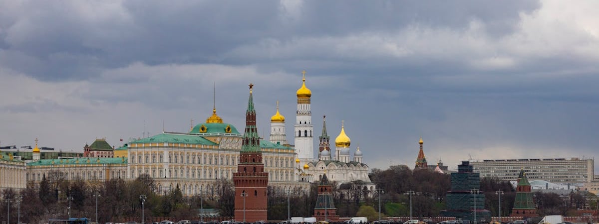 Власти РФ введут запрет на экспорт бензина с 1 марта до 31 августа