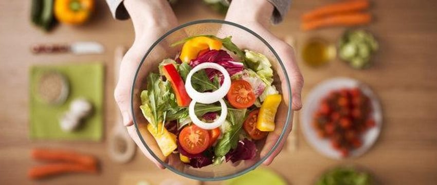 Школы Беларуси на 95% обеспечены поварами