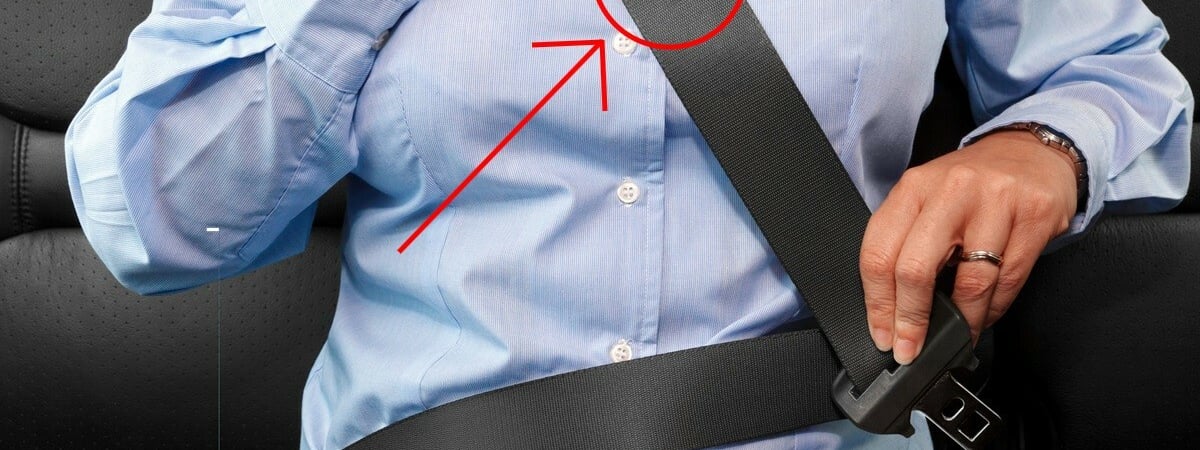 Зачем нужна такая кнопка на ремне безопасности? Ответ может вас удивить — Полезно