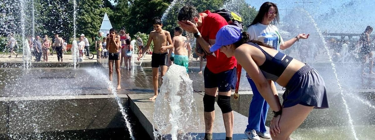 Белгидромет объявил красный уровень опасности на 3 дня для 2 областей Беларуси. Кому приготовиться?