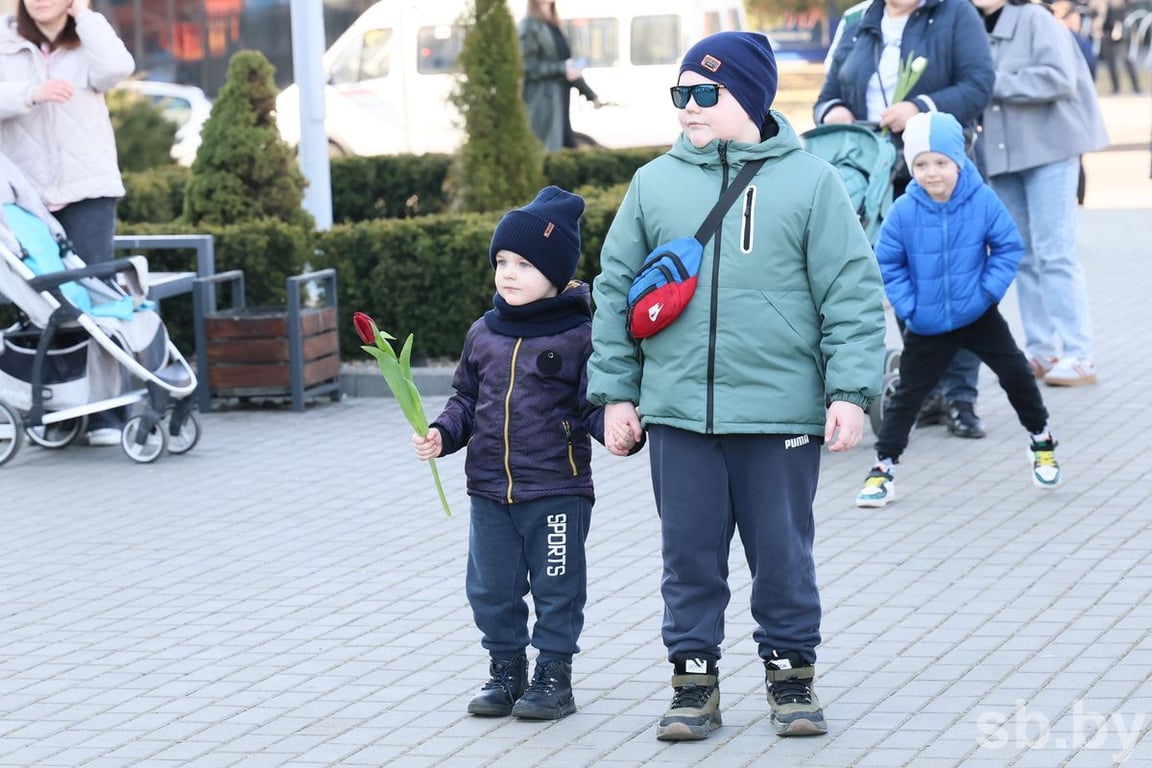 8 Марта в Бресте — фоторепортаж