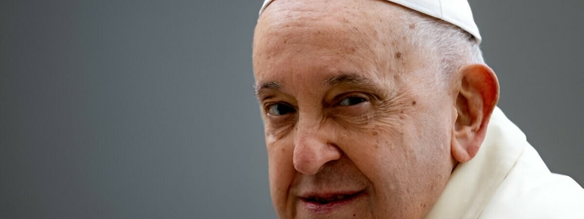 В Ватикане попытались объяснить слова Папы Римского о капитуляции Украины