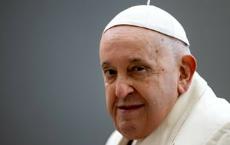 В Ватикане попытались объяснить слова Папы Римского о капитуляции Украины