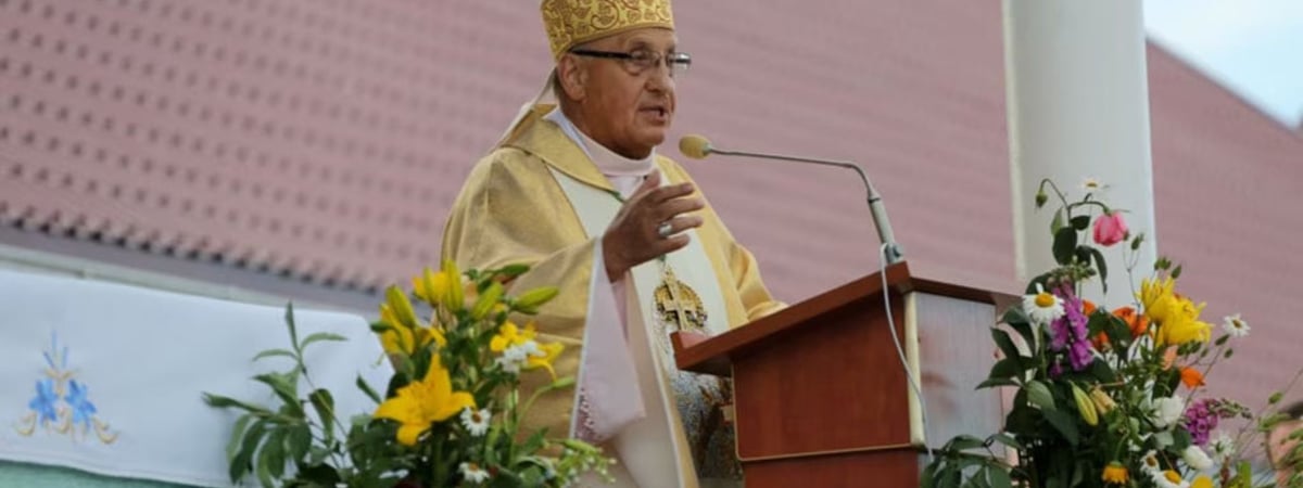 Архібіскуп Кандрусевіч, які праходзіць хіміятэрапію, расказаў пра сваё анкалягічнае захворваньне