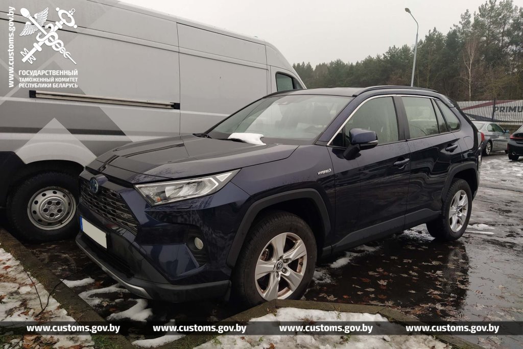 Автомобиль TOYOTA RAV4, находящийся в международном розыске, выявили брестские таможенники