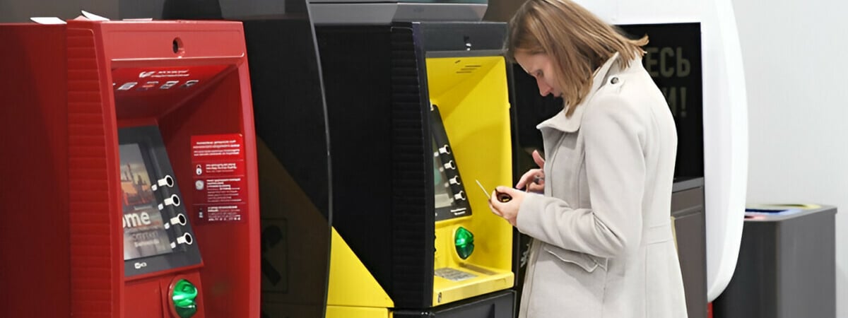 От снятия денег до начисления money-back. 8 белорусских банков объявили об изменениях в феврале