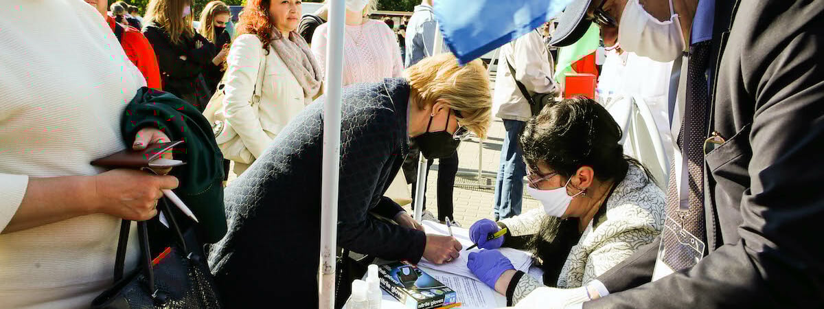 Сколько подписей нужно собрать белорусам, чтобы пойти в президенты? Карпенко напомнил о «процедуре» выдвижения