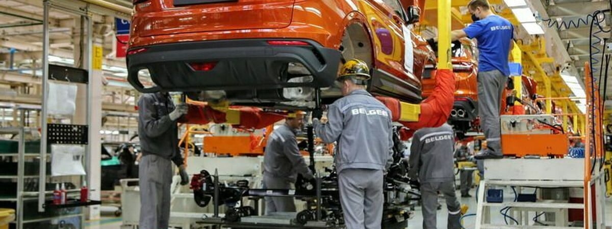 «Не обманывать ни себя, ни народ» — Головченко рассказал, что будут считать «белорусским электрокаром»