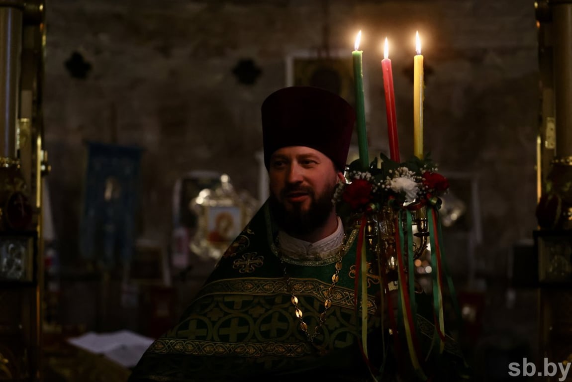 Торжественное богослужение в Свято-Николаевском гарнизонном храме Бреста