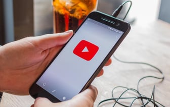 Надоело смотреть рекламу? YouTube объявил о запуске более дешёвой подписки. Но есть нюансы