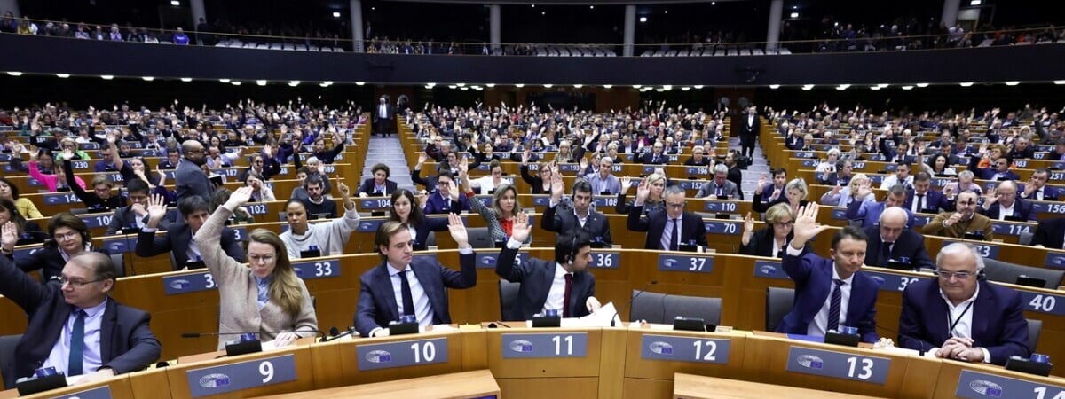 В Европарламенте призвали усилить санкции против официального Минска