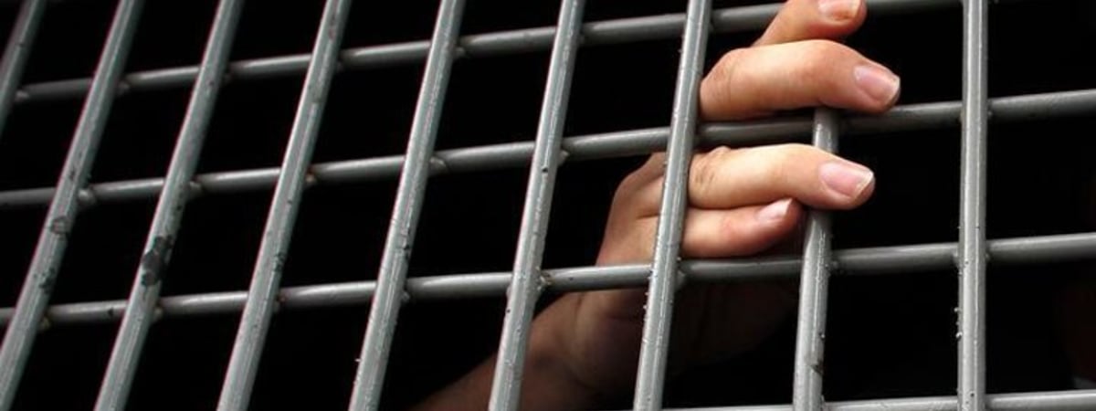 "Нетрадиционная" амнистия. В Беларуси готовятся освободить более 1300 заключенных, в том числе осужденных за убийства