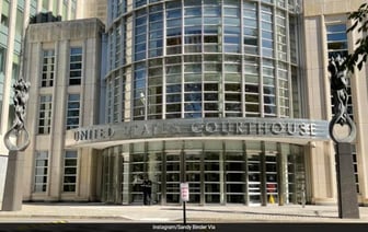 Мужчина из США обвиняется в сговоре с "Сантой" с целью отравления еврейских детей: отчет