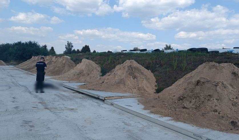 Трагедия в Кобринском районе: на рабочего упали бетонные плиты - он погиб