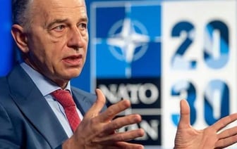 Заместитель генсека НАТО Мирча Джоанэ подал в отставку