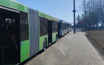 В Бресте появился новый автобус-«гармошка»