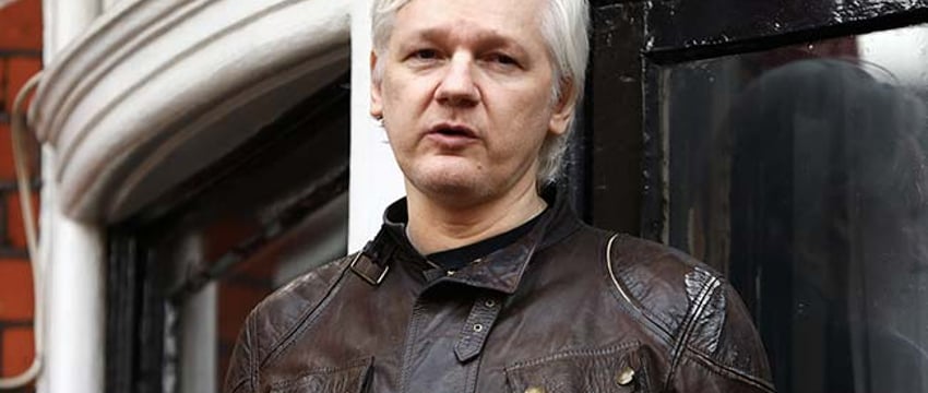 Хронология судебных разбирательств основателя WikiLeaks Джулиана Ассанжа