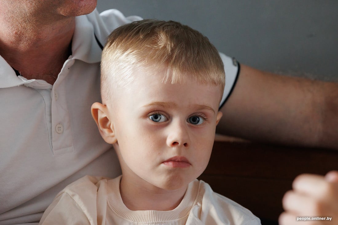 Самый масштабный сбор в Беларуси. Родителям нужно почти $3 миллиона на спасительный укол для сына