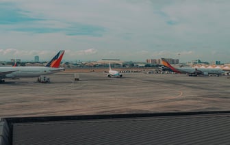 В аэропорту Манилы по ордеру МУС арестован экс-президент Филиппин