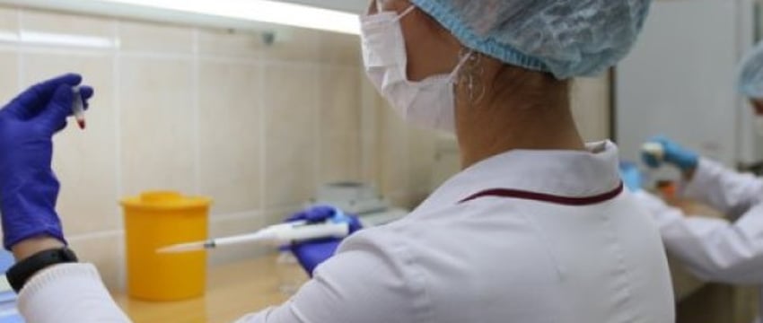 В суд Пинского района обратилась женщина для взыскания алиментов с бывшего сожителя на содержание несовершеннолетнего ребенка. Что показал ДНК-тест?