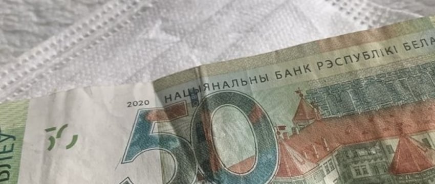 Белорусским врачам заметно повысили надбавки к зарплатам: подробности
