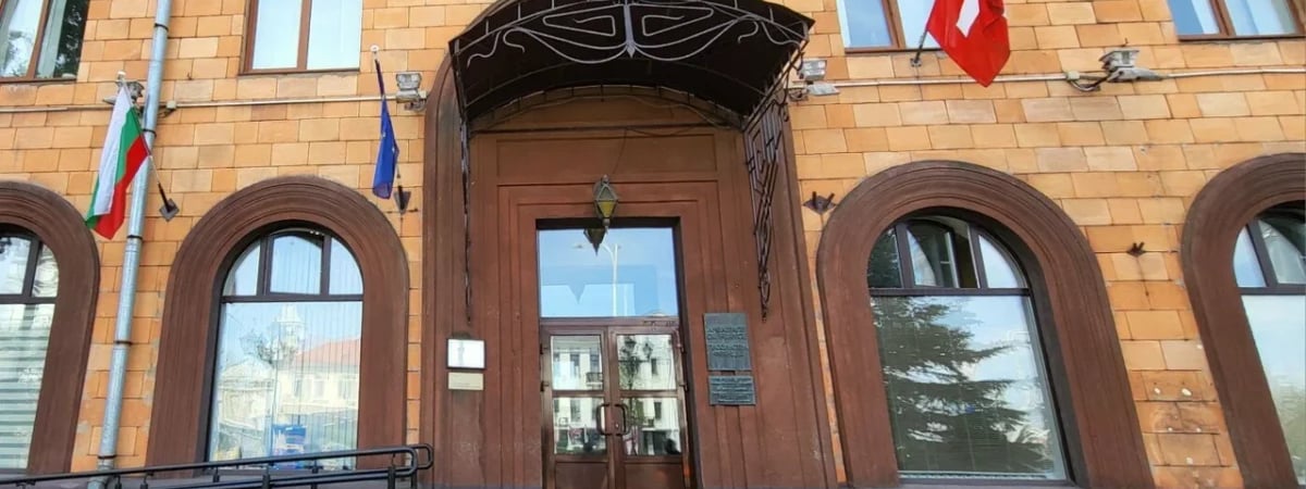 Болгария и Румыния сообщили о начале выдачи шенгенских виз в Беларуси. Где можно подать документы?