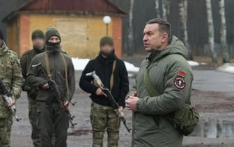 «Идолом, которому Карпенков поклоняется, является Путин, а во взаимоотношениях с Лукашенко у него есть проблемы»?