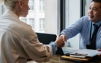 Лукашенко заявил, что Варшава вербует чиновников на замену Латушко