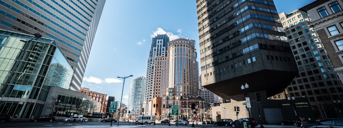 Ситуация с экономикой Лукашенко "напрягает", но с ней "разберутся"