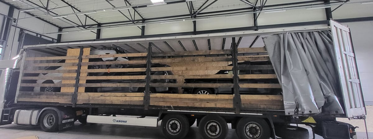 Спрятали машины в туалетной бумаге — необычный случай контрабанды на границе