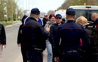 Как наказывают за продажу мест в очереди на границе в Бресте
