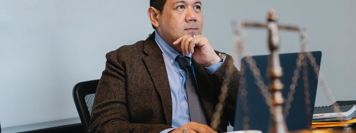 «Пока нет в массовом производстве». Где купить белорусский ноутбук, который Лукашенко показал школьникам