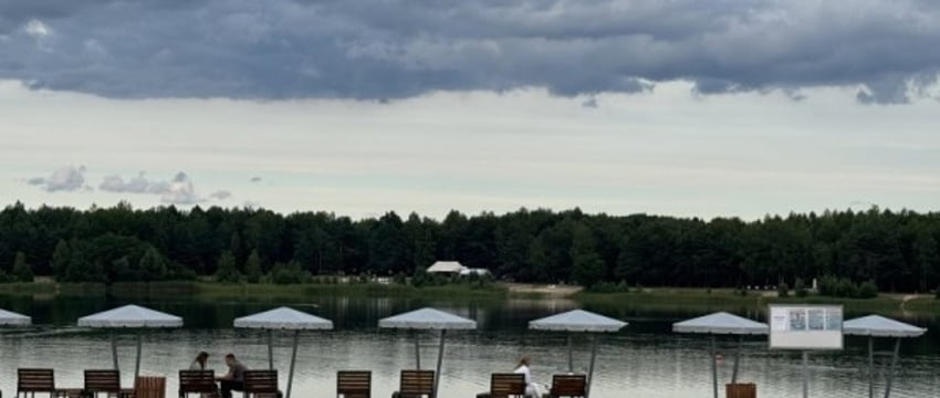 Брестский ДЭП готовится к лету 2025: работы на Красном дворе