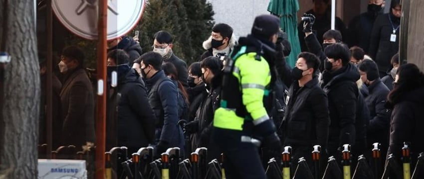 Попытка ареста президента провалилась в Южной Корее