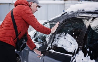 Что делать, если замерзли двери авто? Главное — не допускать этих ошибок — Полезно