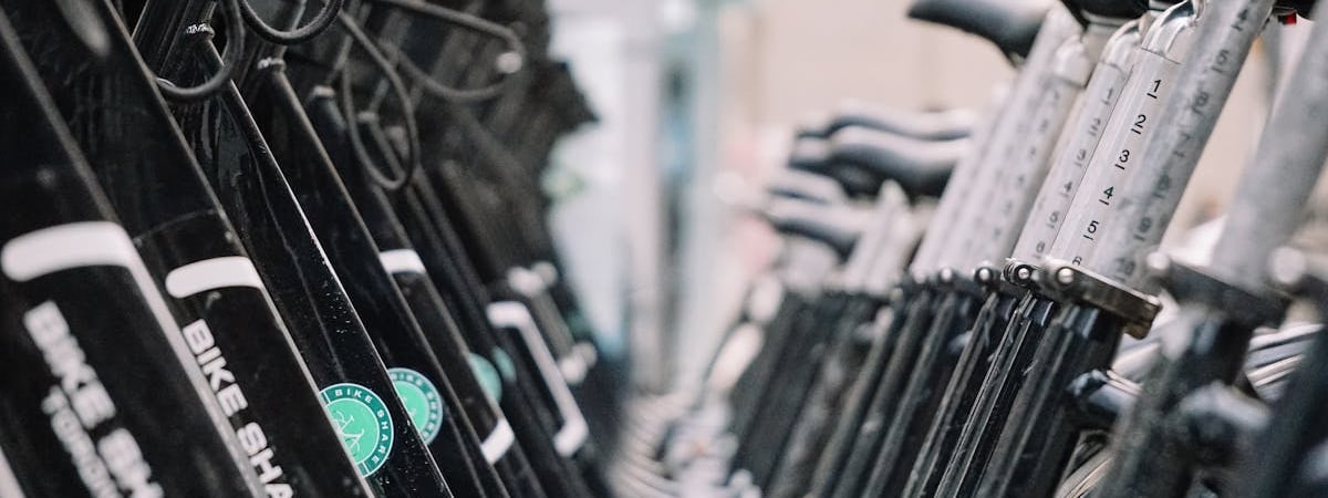 Сколько килограммов можно сбросить, катаясь на велосипеде? Важно помнить об одном нюансе — Полезно