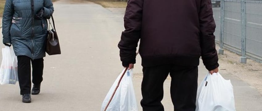 «Всегда чего-то не хватает, но нас все устраивает». Спросили пенсионеров о финансовом благополучии