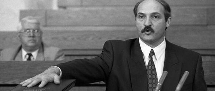 Путин поздравил Лукашенко с 30-летием пребывания в должности президента