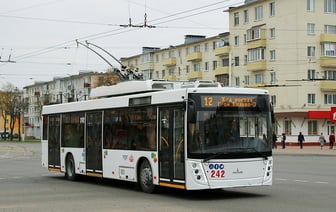 «Это не шутки» — Белорусам пообещали бесплатный проезд на 1 день в троллейбусах и трамваях этого областного центра