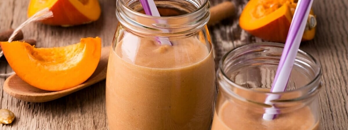 Этот сезонный коктейль укрепит иммунитет белорусов. Что добавить в смузи к тыкве? — Полезно