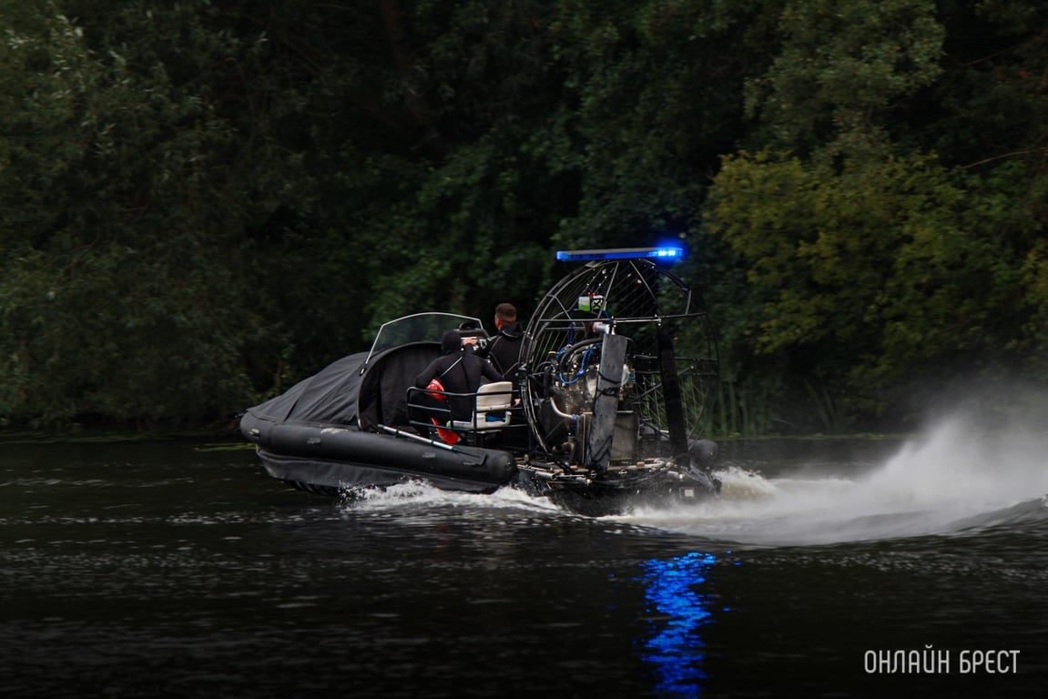 Показательные выступления МЧС в Бресте