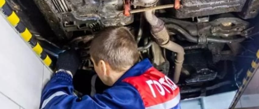 Автовладелец не согласен, как на техосмотре определяют возраст его авто. Журналисты обратились за комментарием на станцию ТО