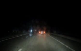 Белорус увидел на трассе странно двигавшееся авто и вызвал ГАИ