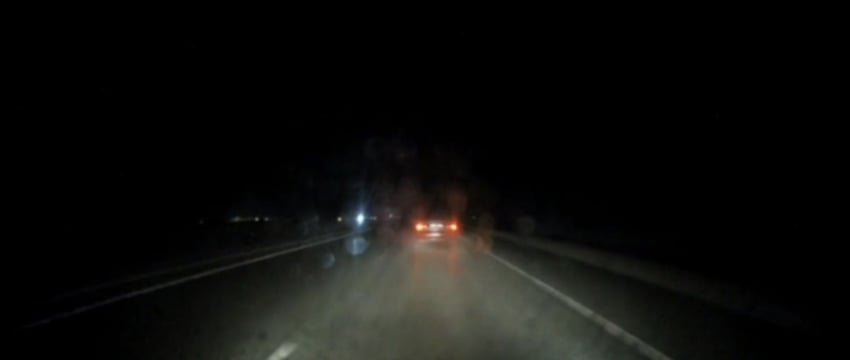 Белорус увидел на трассе странно двигавшееся авто и вызвал ГАИ