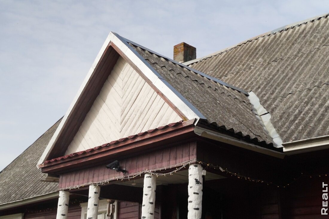 Белоруска восстанавливает родовое гнездо в глухой деревне у реки