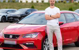 Белорус поехал в Германию, купил Seat Leon на метане и сам пригнал в Минск. Рассказываем, во сколько всё обошлось